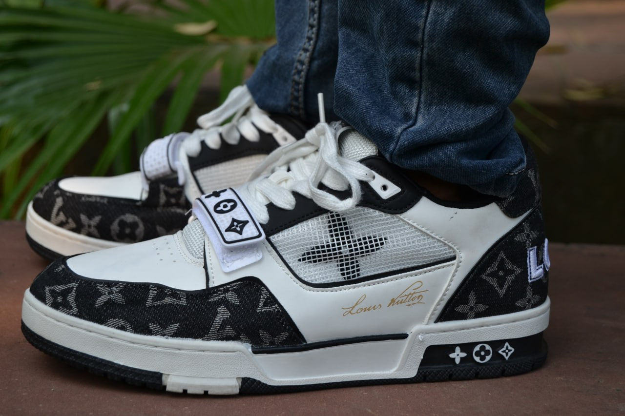Louis Vuitton Trainers Black Special Edition