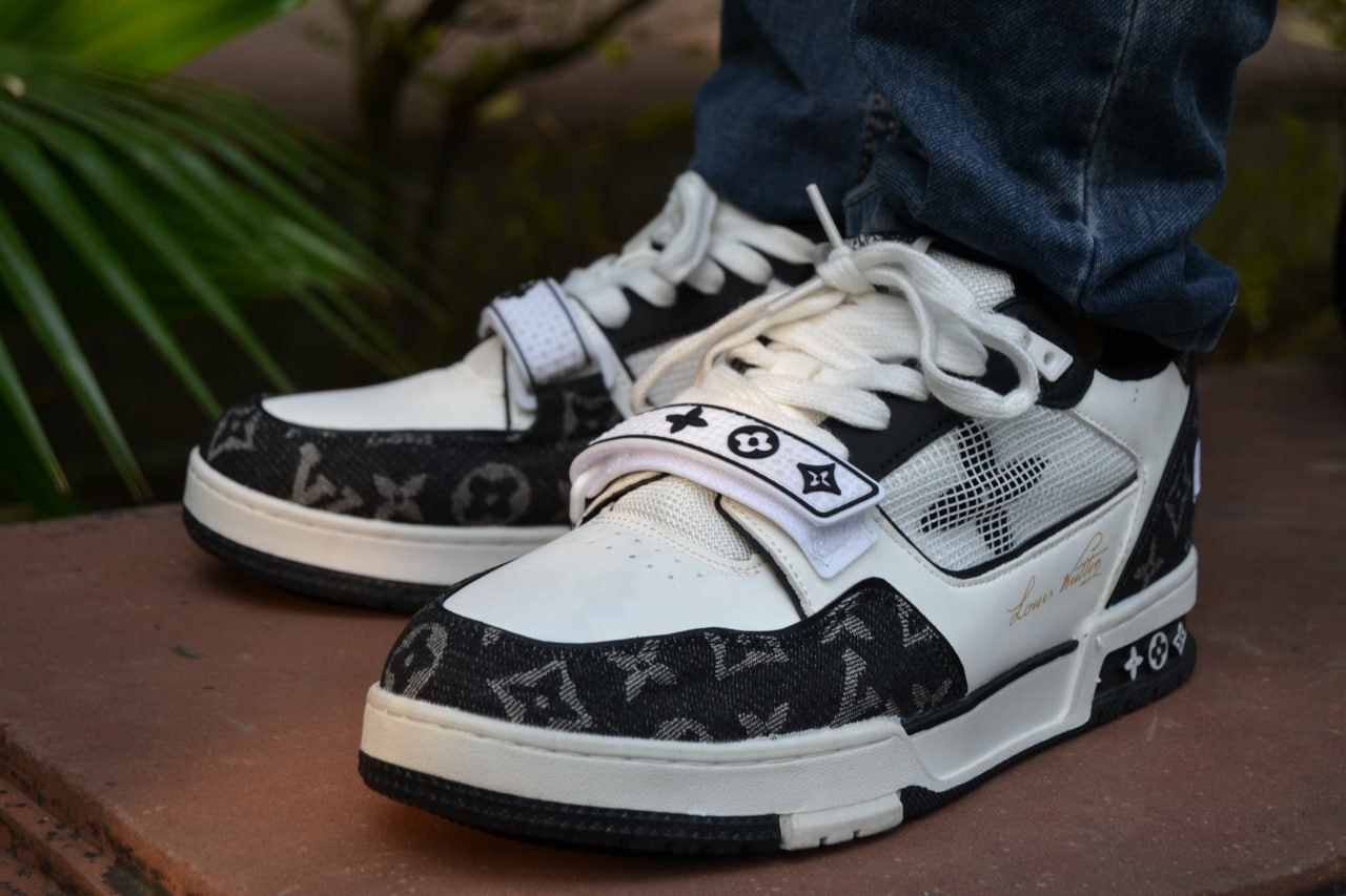 Louis Vuitton Trainers Black Special Edition