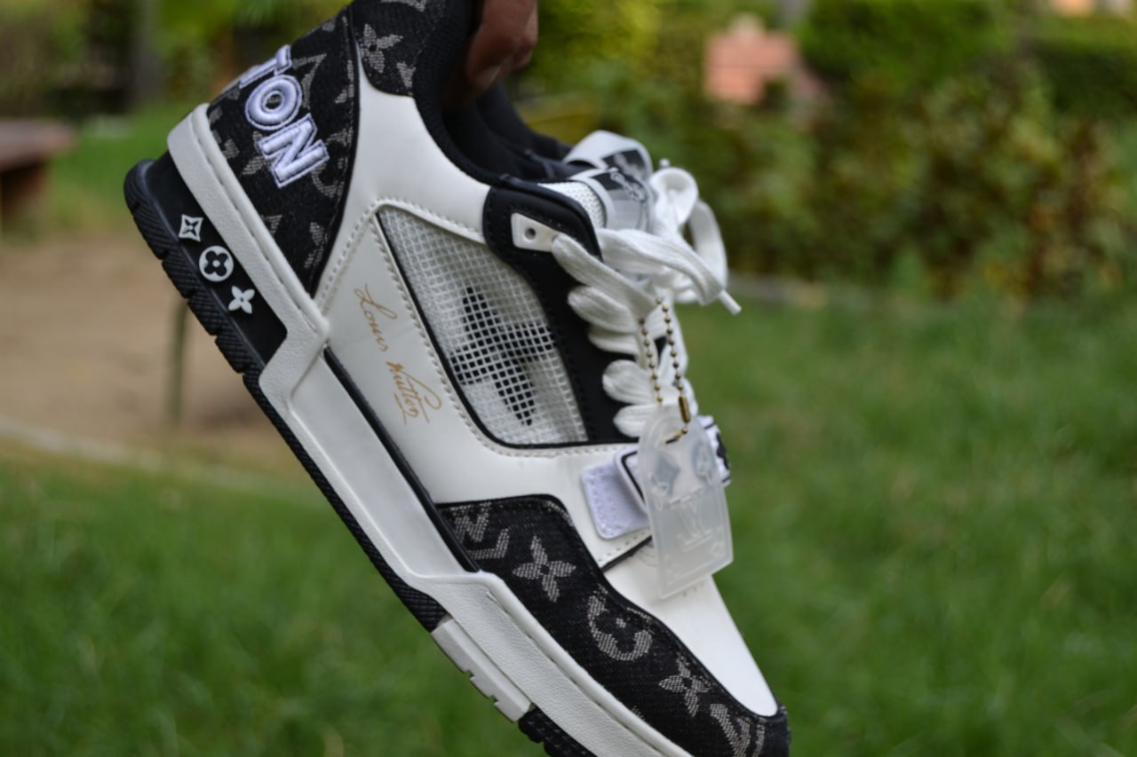 Louis Vuitton Trainers Black Special Edition