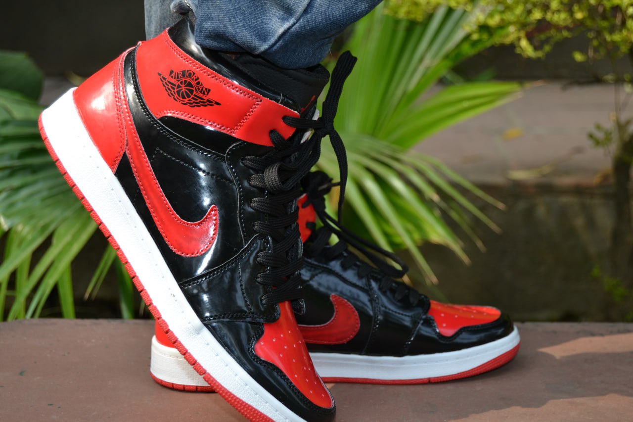Nike Air Jordan (Exclusive Red and Black)