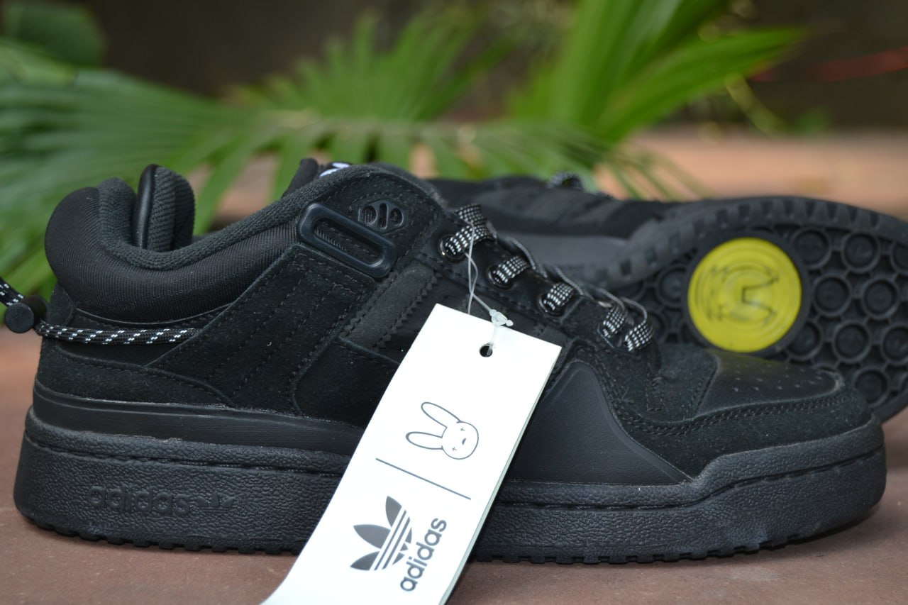 Adidas Bad Bunny (Black)