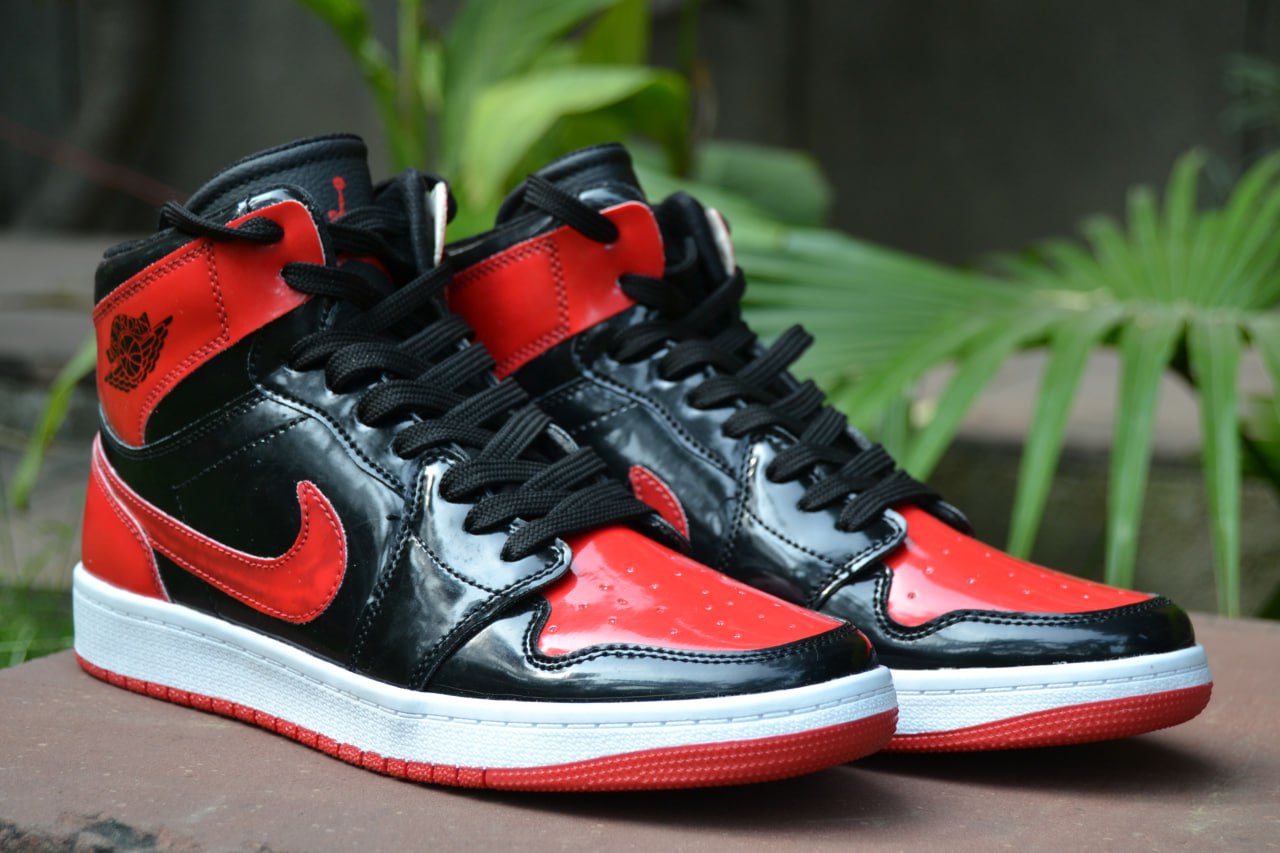 Nike Air Jordan (Exclusive Red and Black)