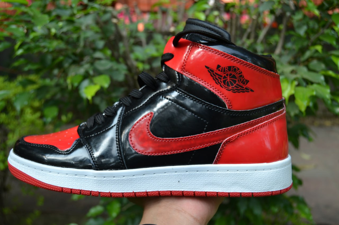 Nike Air Jordan (Exclusive Red and Black)