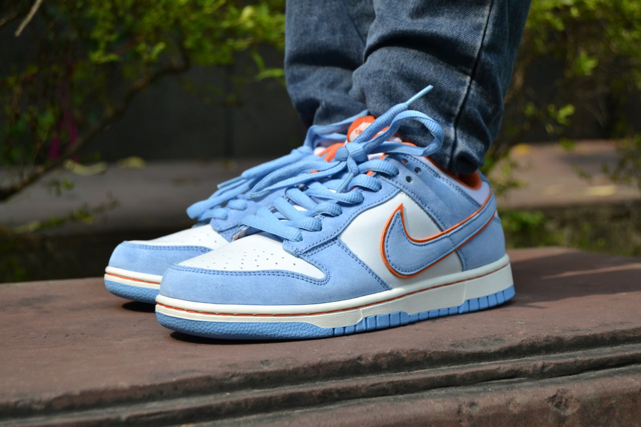 Nike Air Dunk (Limited Edition Sky Blue )