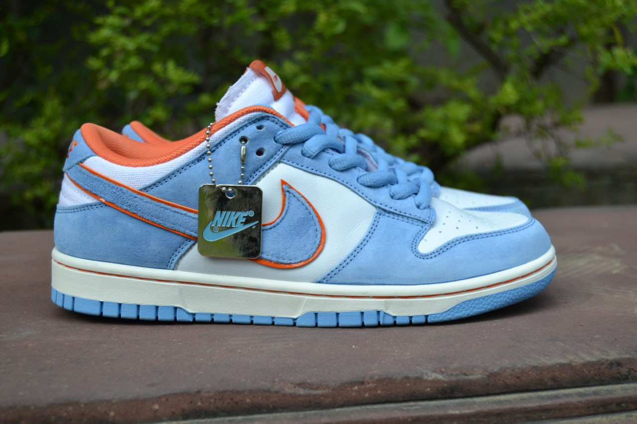 Nike Air Dunk (Limited Edition Sky Blue )