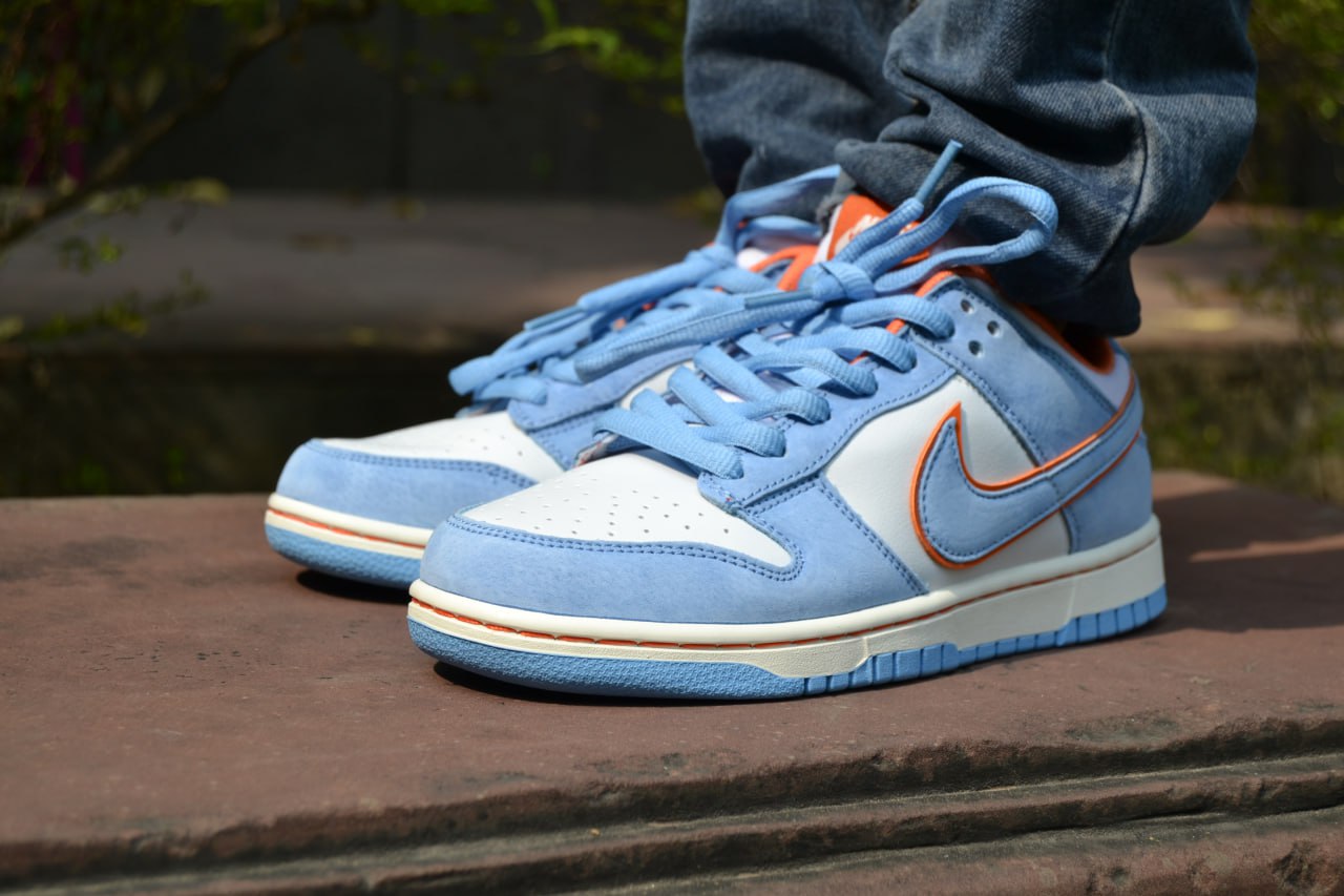 Nike Air Dunk (Limited Edition Sky Blue )