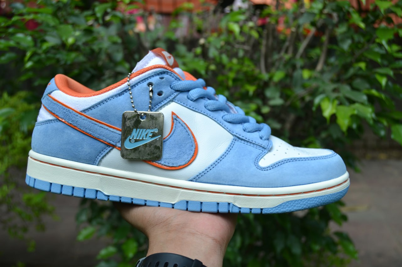 Nike Air Dunk (Limited Edition Sky Blue )
