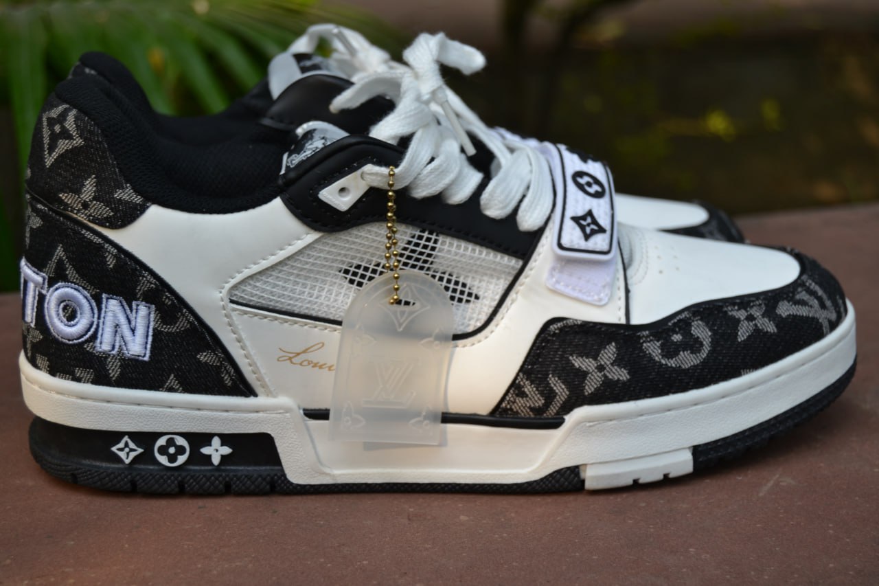 Louis Vuitton Trainers Black Special Edition