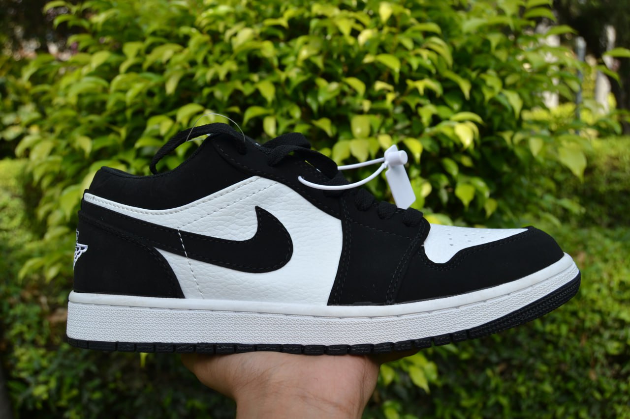 Nike Air Dunk (Stylish Black)